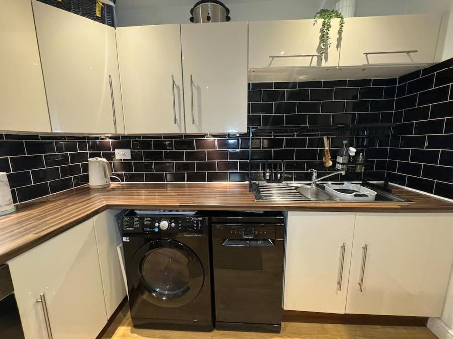 Stylish With Stunning Views Apartment Bristol